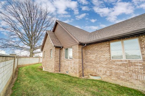 509 Leesburg Ave, Washington Ch OH  43160-1248 exterior