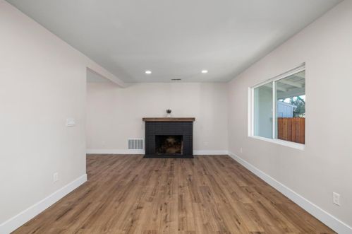 1928 Potter Ave, Modesto CA  95350-3669 exterior