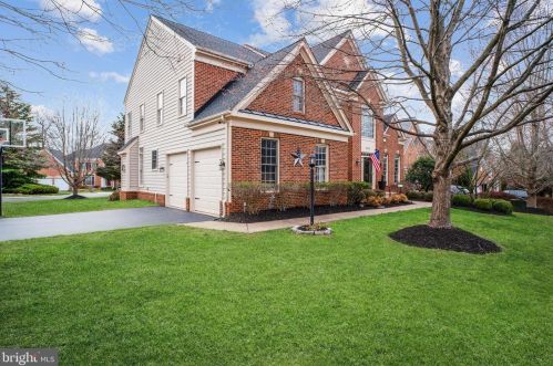 5955 Hardwood Hill Way, Haymarket, VA 20169-2616