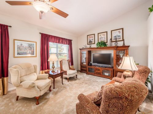 4933 Haughn Rd, Darbydale OH  43123-8221 exterior