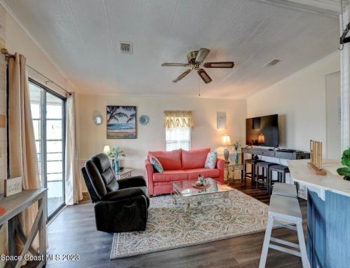 814 Lychee Dr, Sebastian FL  32976-2572 exterior