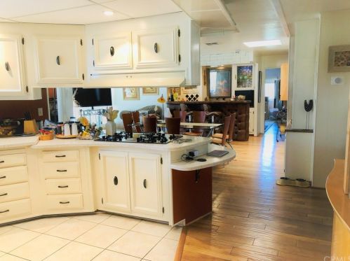 10460 Frontier Trl, Beaumont CA  92223-5423 exterior