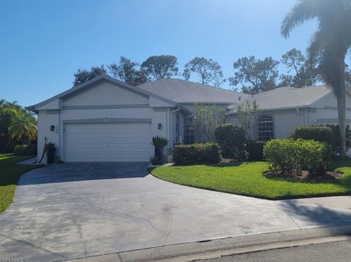 769 Crossfield Cir, Naples, FL 34104-4758