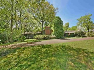 5391 Shady Grove Ter, Memphis, TN 38120-2456