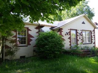 2228 Tecoma Dr, Knoxville, TN 37917-2235