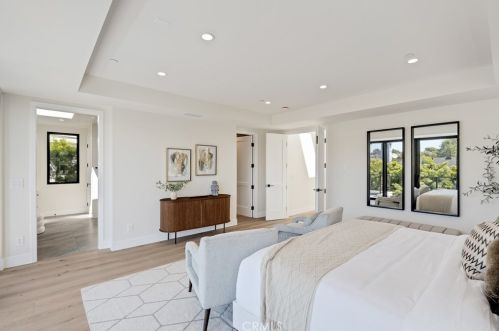 1813 Walnut Ave, Manhattan Beach CA  90266-5018 exterior