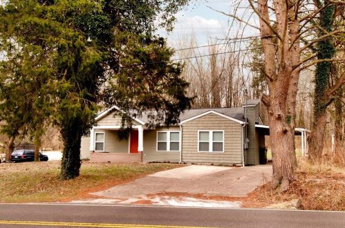 3557 Starling Rd, Mount Olive, OH 45106-9708