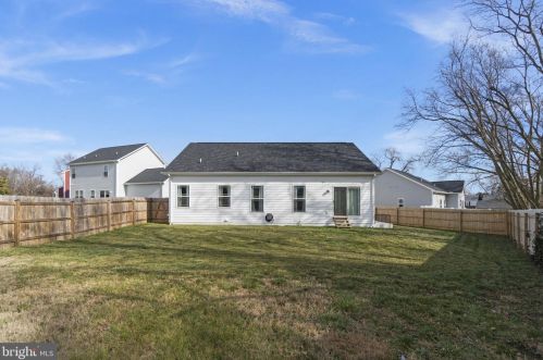 104 Ridgeway St, Fredericksburg VA  22401-2256 exterior