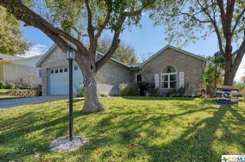 3720 Scenic Dr, Cibolo, TX 78108-2229