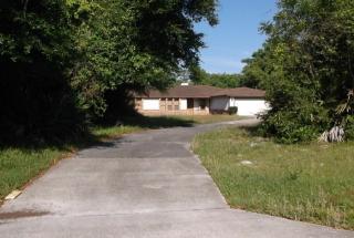 560 Kingway Dr, Deltona, FL 32725-8603