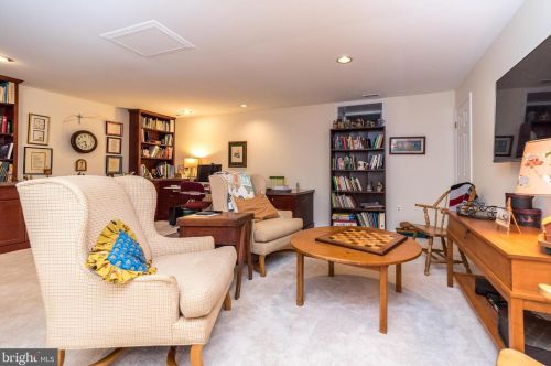 1103 Quinard Ct, Prospectville PA  19002-6010 exterior