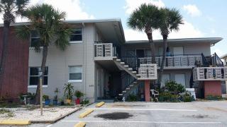2593 Oleander Ave, Daytona Beach FL  32118-3287 exterior