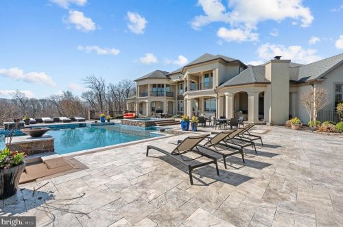 275 Mccoy Ln, Dauberville PA  19533-9296 exterior
