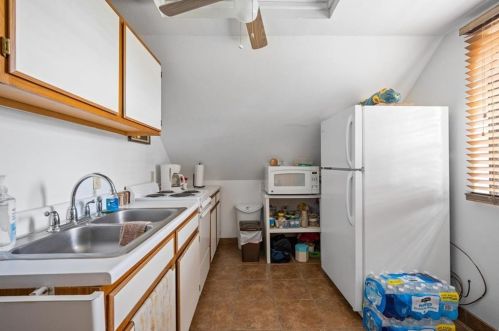 2195 Old Stagecoach Rd, Uhland TX  78640-5671 exterior