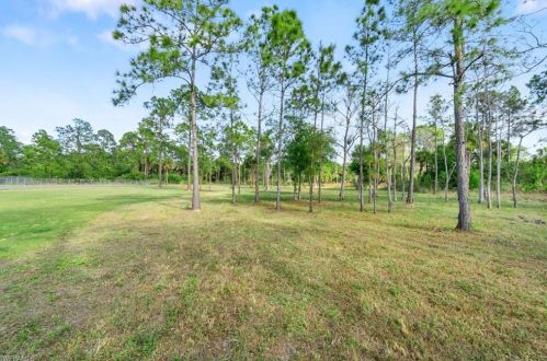 3011 12th Ave, Naples FL  34120-3730 exterior