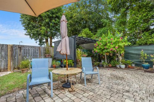2512 13th Ct, Boynton Beach, FL 33426-7416