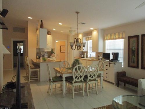 4158 Los Altos Ct, Naples FL  34109-1312 exterior