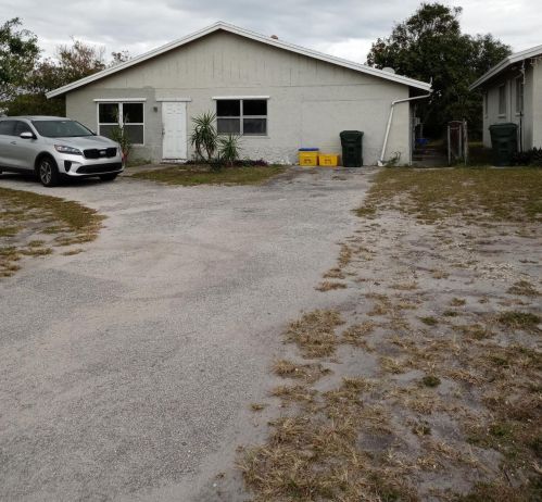 6080 Dixie Hwy, Boca Raton, FL 33487-3949