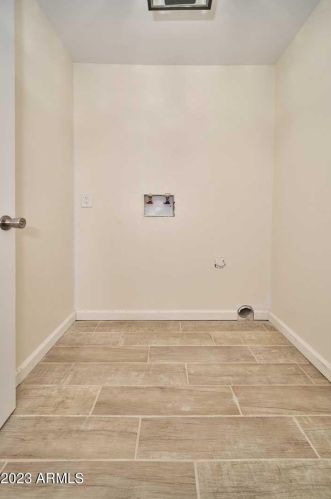 1811 Encinas Ln, Phoenix AZ  85040-1414 exterior