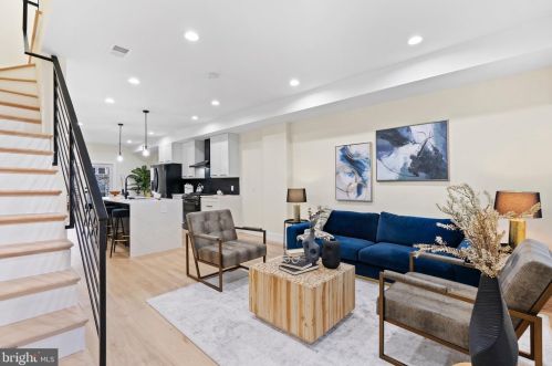 402 Delafield Pl, Washington, DC 20011-6111