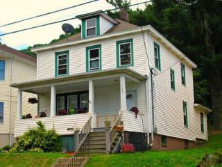146 Clove Ave, Haverstraw, NY 10927-1832