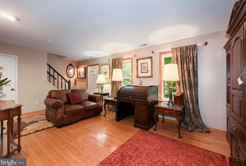 8315 Collins Ave, Camden NJ  08109-3568 exterior