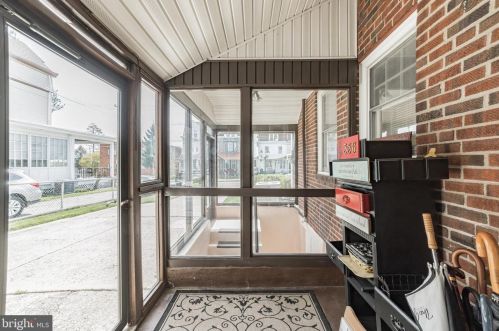 556 Leverington Ave, Philadelphia PA 19128-3314 exterior