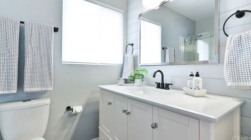 1421 Woodcrest Ave, Brea CA  92821-1861 exterior