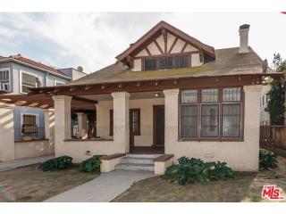 330 50th St, Los Angeles, CA 90011-3942