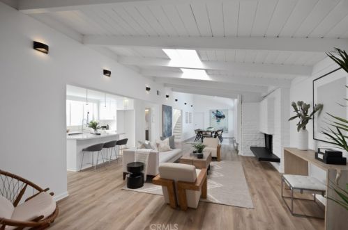 317 8th St, Manhattan Beach CA  90266-5629 exterior