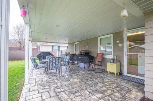 106 Martha Ave, Hopwood PA  15445-2102 exterior