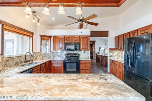 4341 Desert Jewel Loop, Green Valley AZ 85622-5645 exterior