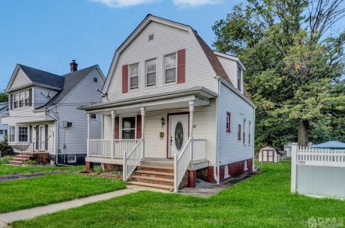 30 Freeman St, Woodbridge NJ  07095-3423 exterior