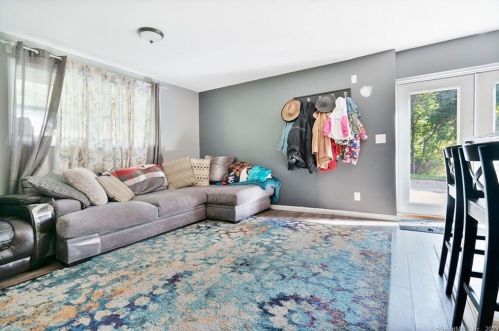 26 Blish Rd, East Hampton CT  06447-1110 exterior