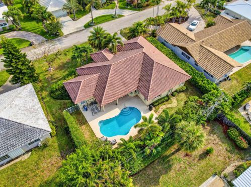 1241 Bimini Ln, West Palm Beach FL  33404-2770 exterior