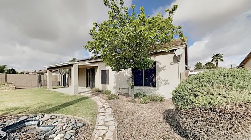 13685 Cottonwood St, Sun City AZ  85378-3627 exterior