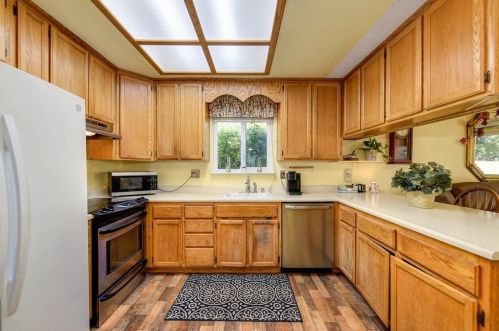 10909 Walnutwood Way, Rancho Cordova CA  95670-5114 exterior