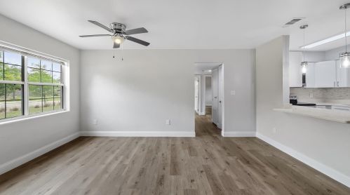 280 Triplet Lake Dr, Casselberry FL  32707-3316 exterior