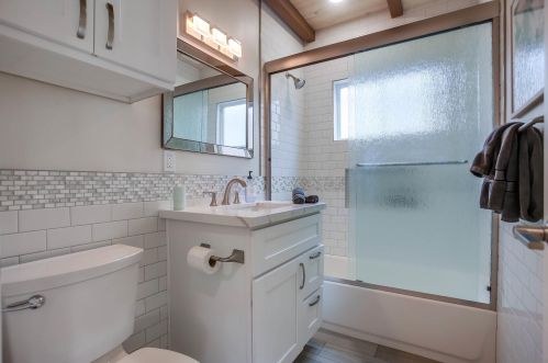 824 Anacapa Ct, San Diego CA  92109-8203 exterior