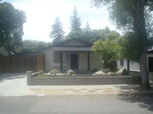 405 Melrose St, Modesto CA  95354-0436 exterior