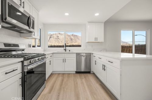 20394 Little Julies Way, Riverside CA  92507-6654 exterior