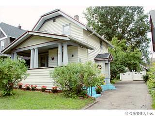 63 Floverton St, Rochester, NY 14610-1101