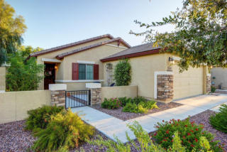 18449 Lundberg St, Sun City, AZ 85388-1834