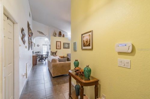 3740 44th Ave, Saint Petersburg, FL 33714-3627