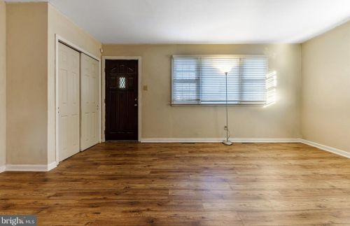 753 Devenney Dr, Gloucester NJ  08031-1712 exterior