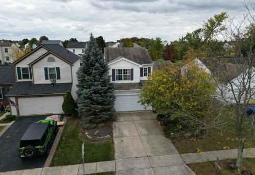 7709 Waggoner Chase Blvd, Blacklick OH  43004-9191 exterior