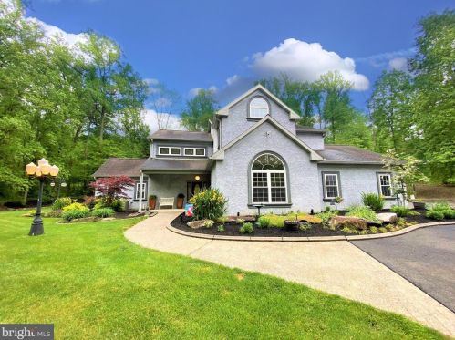430 Browns Dr, Easton, PA 18042-9447