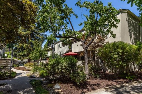 911 Apricot Ave, Campbell, CA 95008-3201