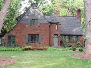 272 Somerset Rd, Akron, OH 44313-4533