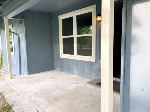 705 Main St, Greenville TX  75401-2027 exterior